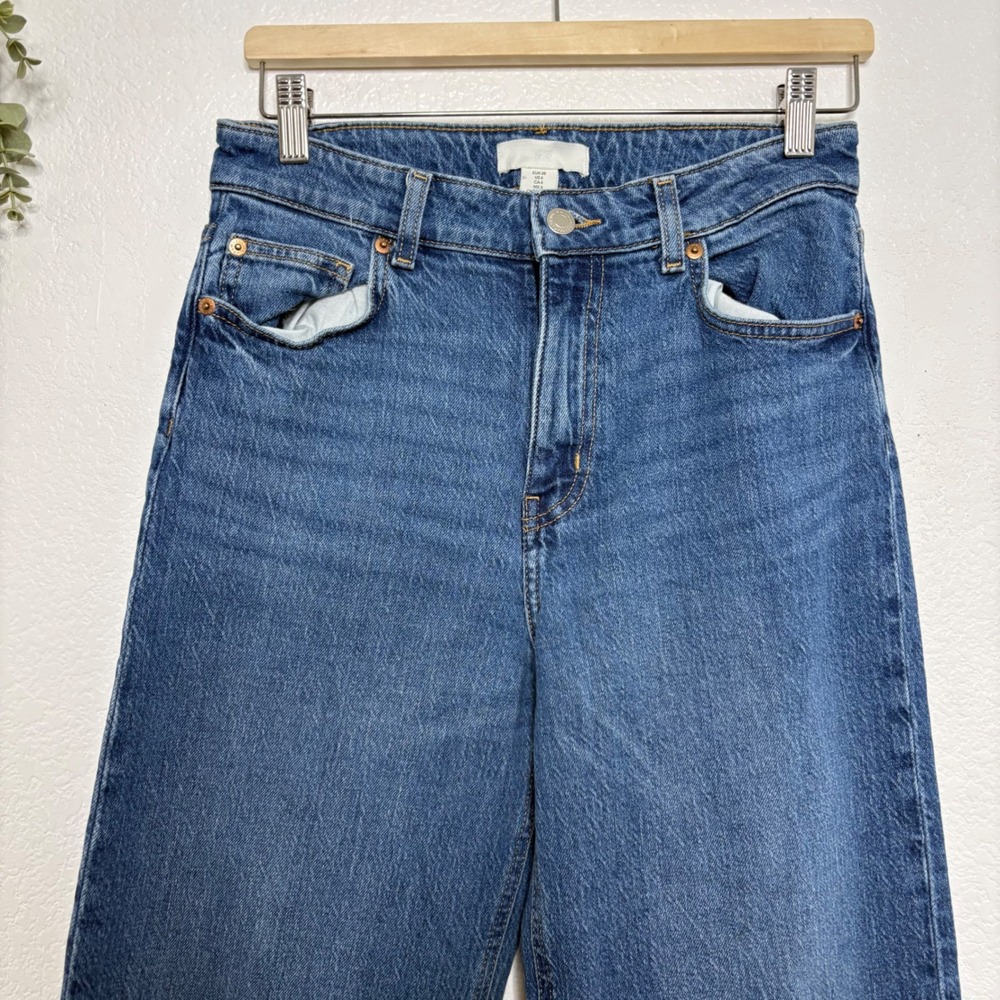 H&M Womens High Waisted Wide Leg Jeans Medium Wash Blue Denim Size 6 - Picture 3 of 7